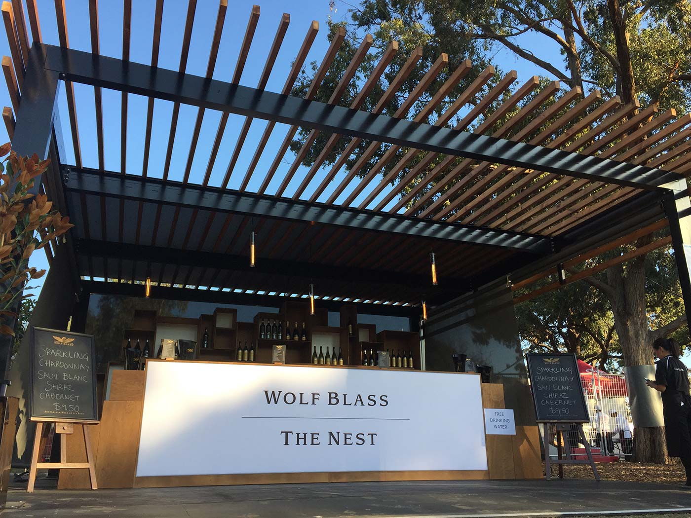 Wolf-Blass-The-Nest-Shipping-Container-Bar-6